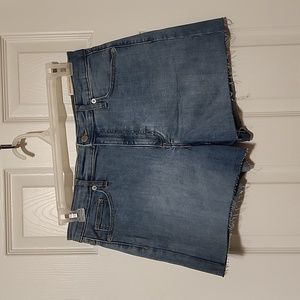 Women's Universal Thread Hise Rise Midi Jean Shorts, Size 12